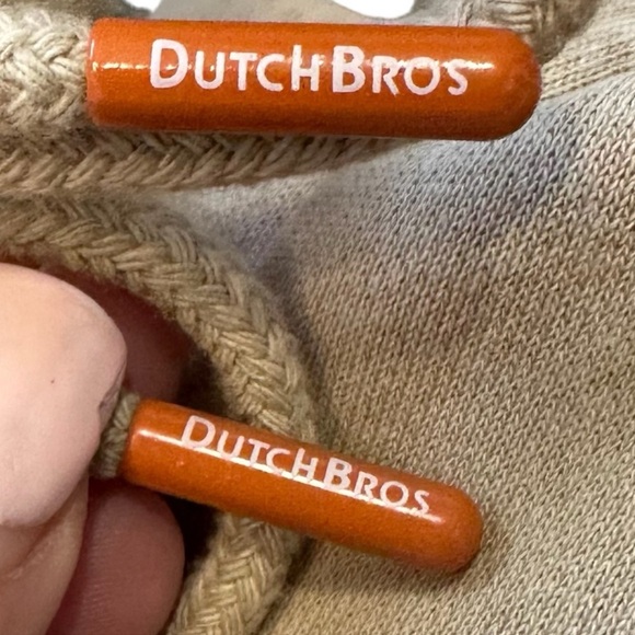 Dutch Bros NWT Dutch Bros Coffee Windmill TAN Hoodie MEDIUM+LARGE+XL+XXL Hoodie - Picture 3 of 10